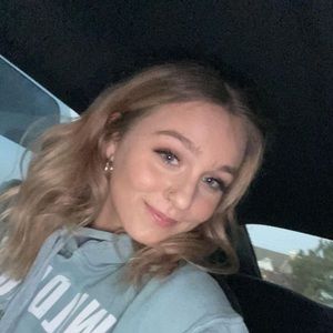 Meet your Posher, Kaleigh